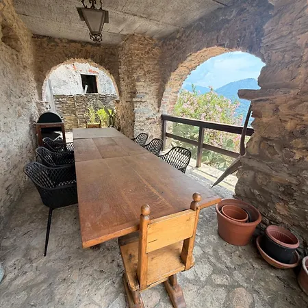 Arcata * Podenzana